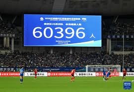 巴萨3比1马竞的第10分钟：球迷再次集体高喊梅西的名字！