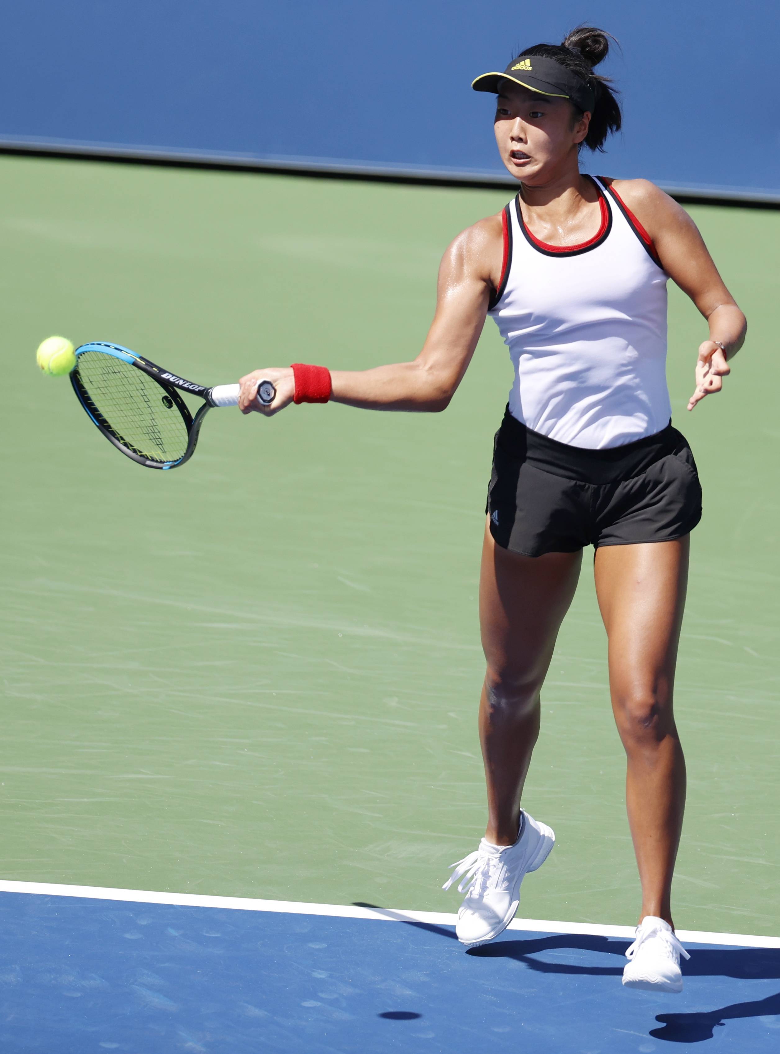 很多年轻内 很多年轻内