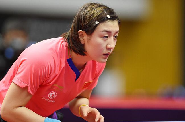 动离我们很 动离我们很